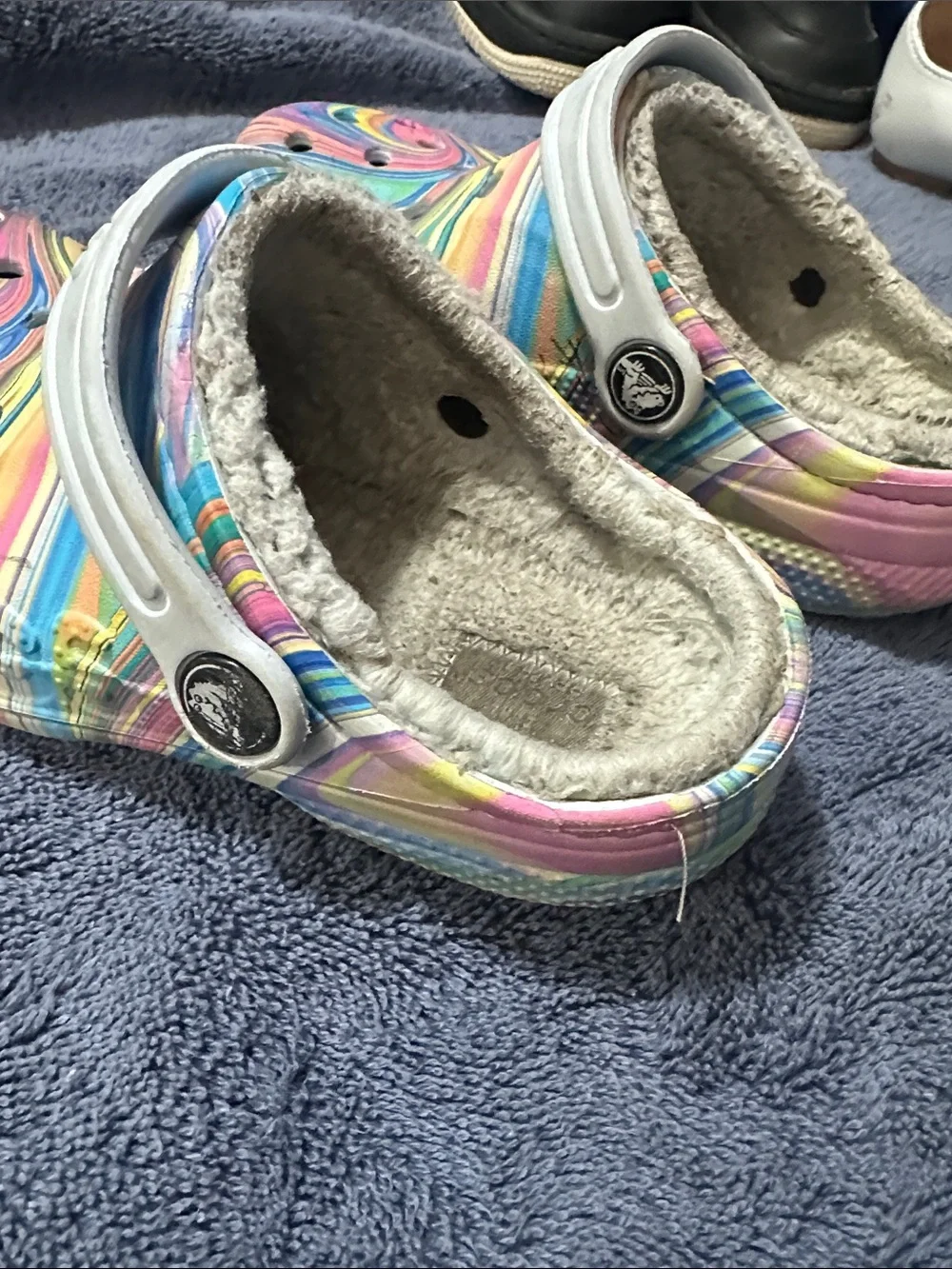 CROCS Kids Swirl Pattern Lined Clogs in White Strap and Rainbow Colors